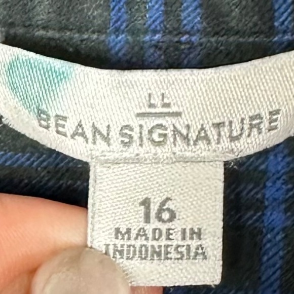 LL Bean Signature Shirt Top Button Down Sz 16 XL 1X Scotch Plaid Blue Black - Picture 5 of 6